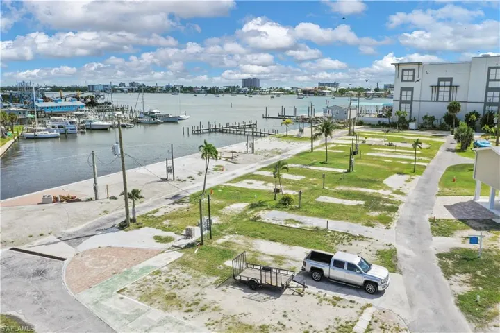 19281 #45 San Carlos Blvd, Fort Myers Beach, Florida 33931