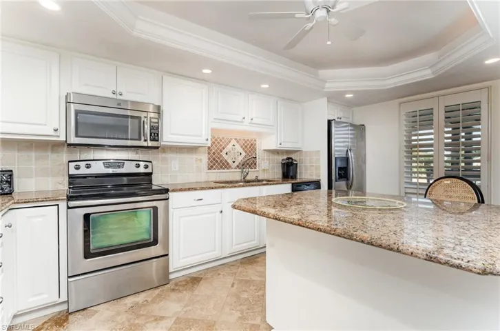 1530  Imperial Golf Course  BLVD, Naples, FL 34110