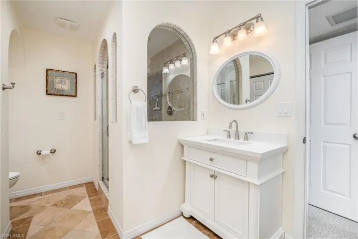 1530  Imperial Golf Course  BLVD, Naples, FL 34110