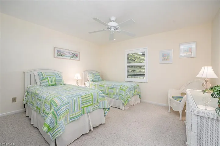 1530  Imperial Golf Course  BLVD, Naples, FL 34110