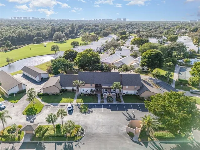 1530  Imperial Golf Course  BLVD, Naples, FL 34110
