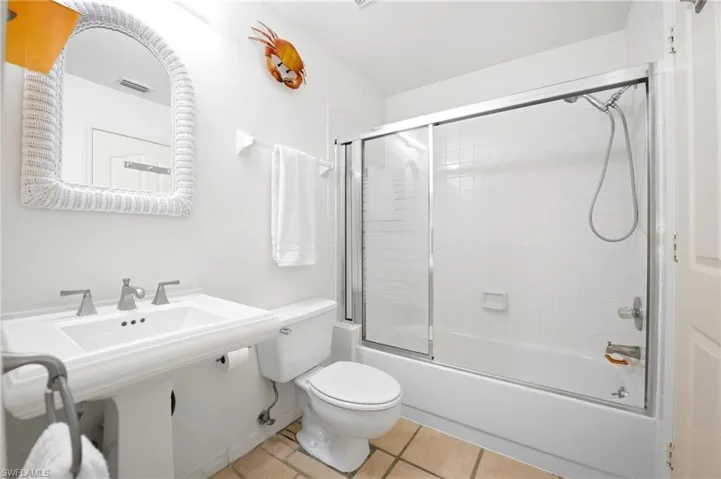 2nd Bathroom