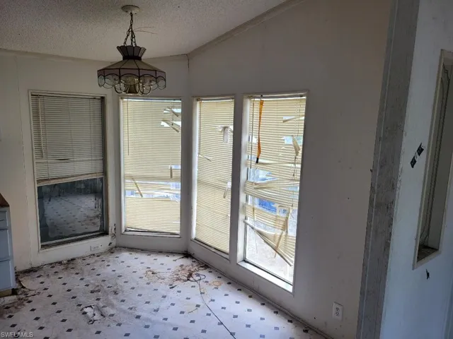 12040 Live Oak Dr, Fort Myers, Florida 33908