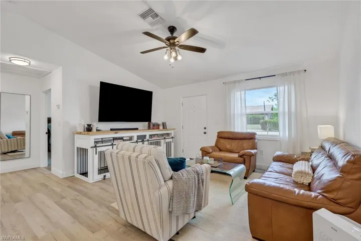 8334 Trillium Rd, Fort Myers, Florida 33967