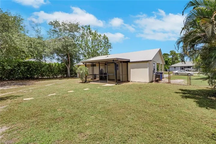 8334 Trillium Rd, Fort Myers, Florida 33967