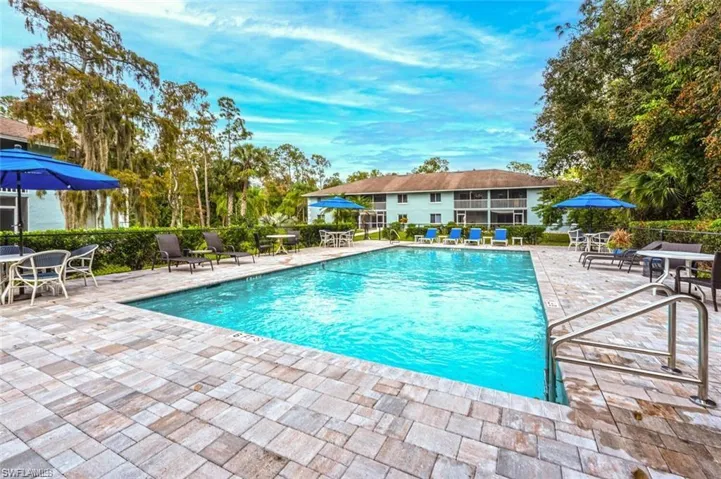 5685 Whitaker Rd 202, Naples, Florida 34112