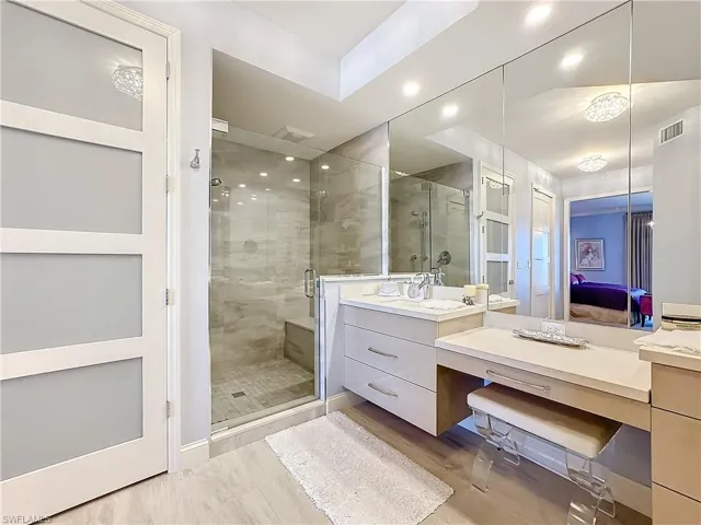 400  Flagship  DR, Naples, FL 34108