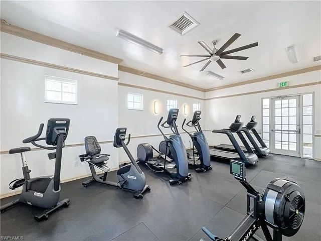 400  Flagship  DR, Naples, FL 34108