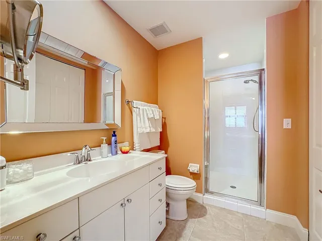 400  Flagship  DR, Naples, FL 34108