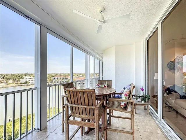 400  Flagship  DR, Naples, FL 34108