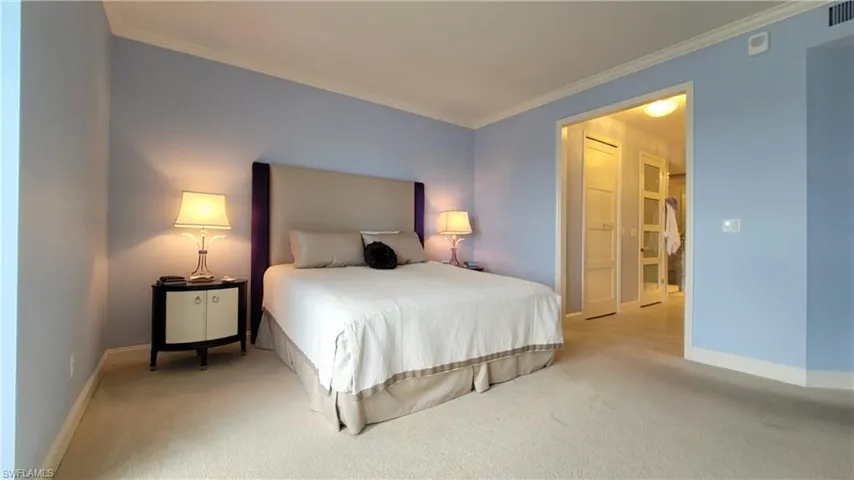 400  Flagship  DR, Naples, FL 34108