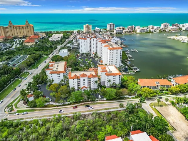 400  Flagship  DR, Naples, FL 34108