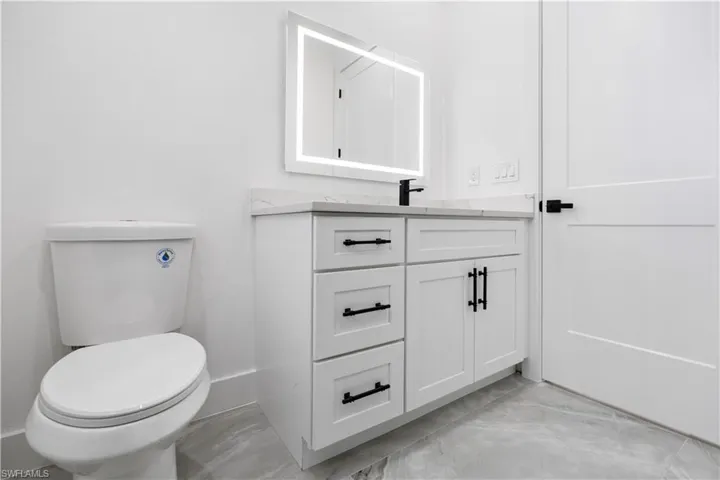 4213 Ne 23rd Pl, Cape Coral, Florida 33909