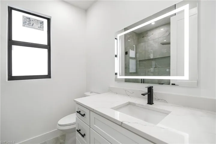 4213 Ne 23rd Pl, Cape Coral, Florida 33909