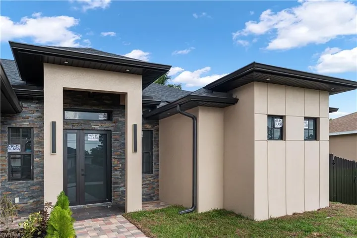 4213 Ne 23rd Pl, Cape Coral, Florida 33909