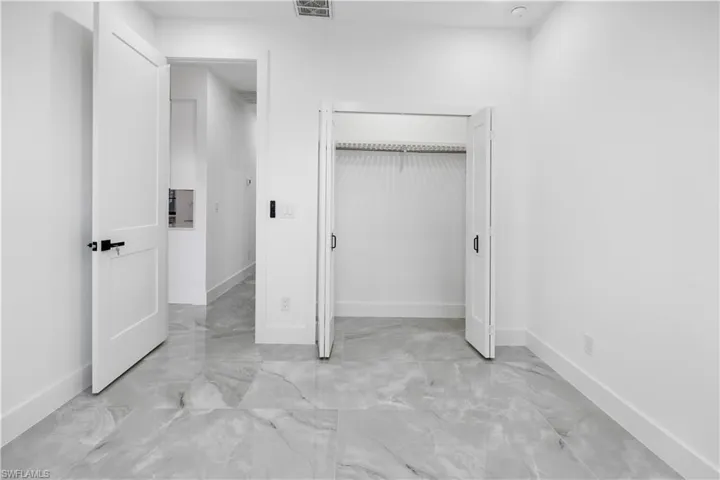 4213 Ne 23rd Pl, Cape Coral, Florida 33909