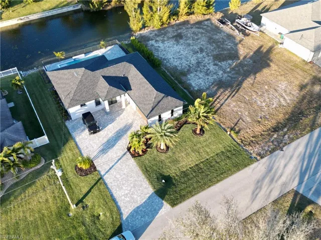 615 Sw 22nd Ter, Cape Coral, Florida 33991