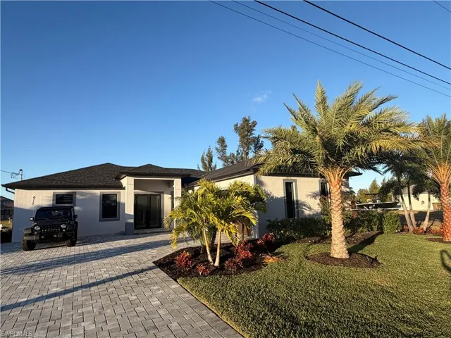 615 Sw 22nd Ter, Cape Coral, Florida 33991