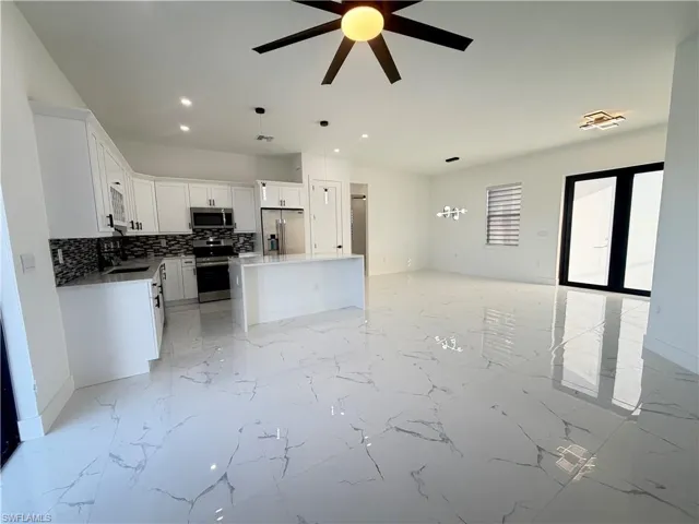 615 Sw 22nd Ter, Cape Coral, Florida 33991