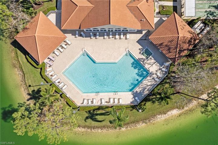 5792 Deauville CIR # 201, NAPLES FL 34112