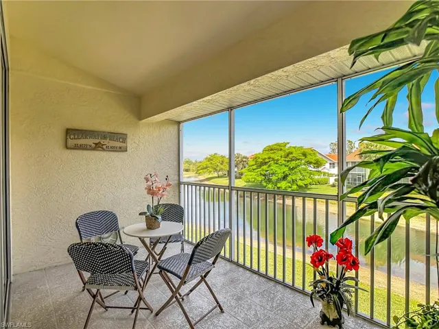 4970 Deerfield Way F-203, Naples, Florida 34110