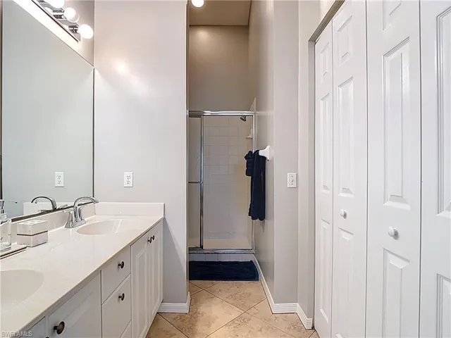 4970 Deerfield Way F-203, Naples, Florida 34110