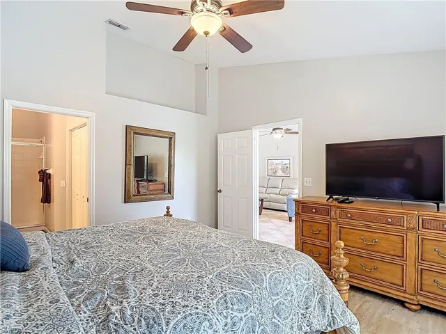 4970 Deerfield Way F-203, Naples, Florida 34110