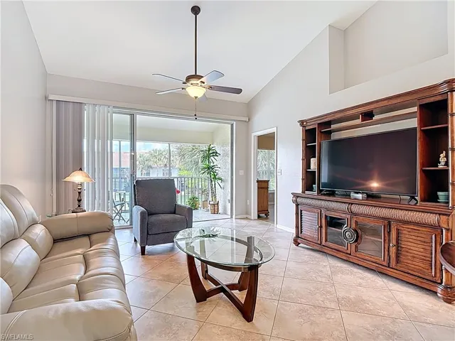 4970 Deerfield Way F-203, Naples, Florida 34110