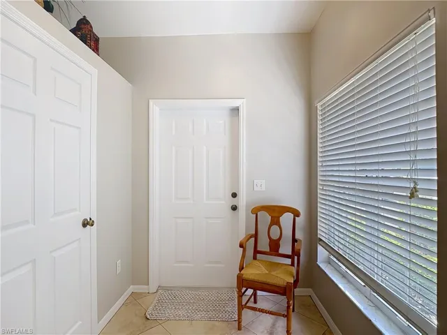 4970 Deerfield Way F-203, Naples, Florida 34110