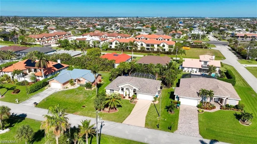 1807 Sw 48th Ln, Cape Coral, Florida 33914