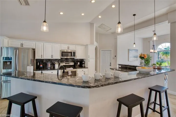 1807 Sw 48th Ln, Cape Coral, Florida 33914
