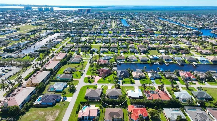 1807 Sw 48th Ln, Cape Coral, Florida 33914