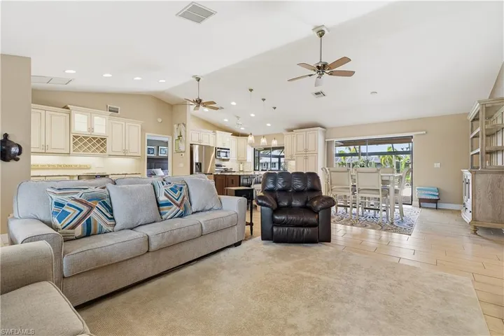 2018 Se 29th St, Cape Coral, Florida 33904