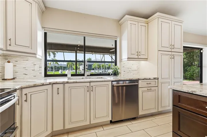 2018 Se 29th St, Cape Coral, Florida 33904