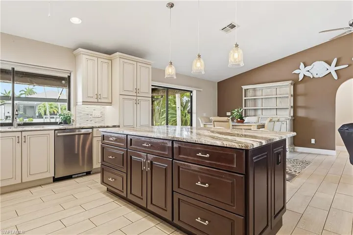 2018 Se 29th St, Cape Coral, Florida 33904