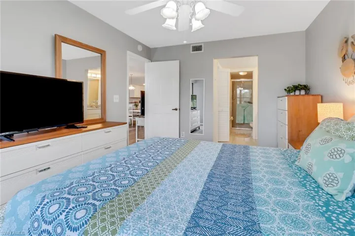 Master Bedroom Suite.  Split bedroom floor plan to provide privacy when friends or family visit.