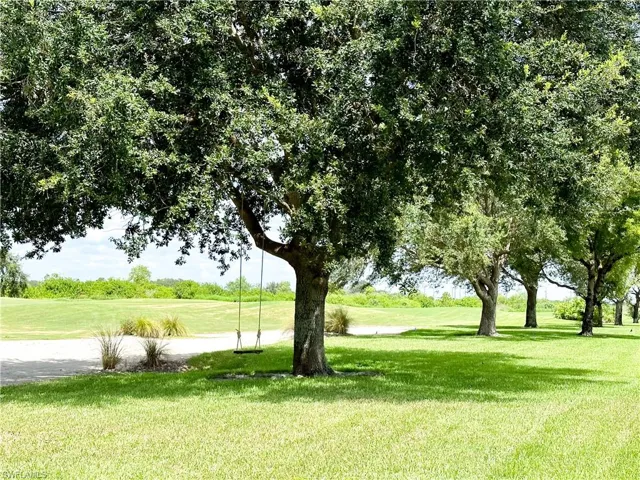 1922 Par DR, NAPLES FL 34120
