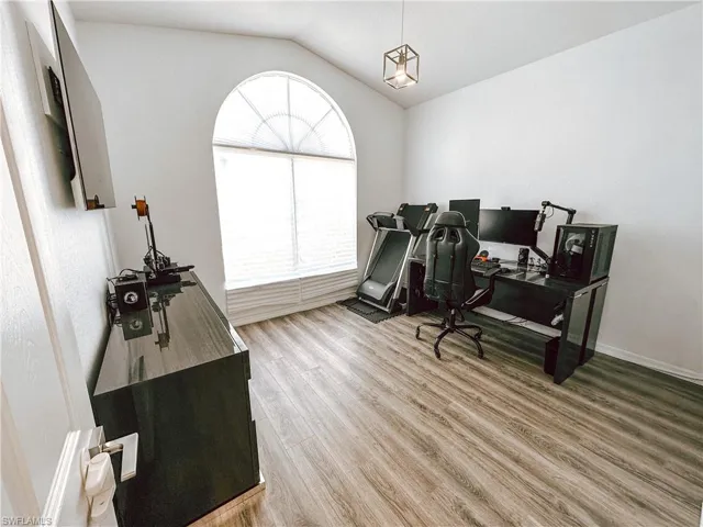 1922 Par DR, NAPLES FL 34120