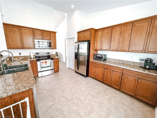 1922 Par DR, NAPLES FL 34120