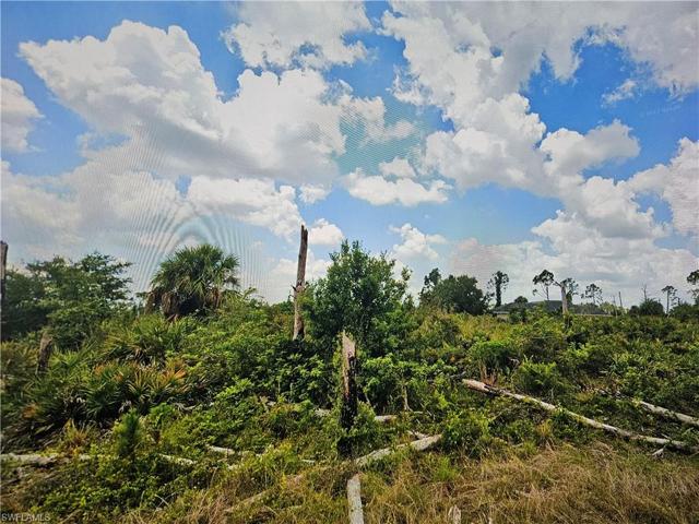 370 Cratsley AVE S, LEHIGH ACRES FL 33974