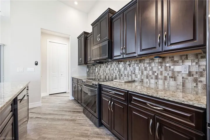 Kitchen with Tons of Counter Space