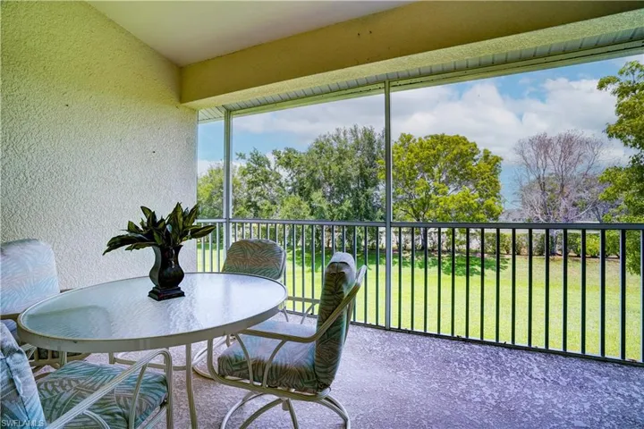 375  Stella Maris N DR, Naples, FL 34114