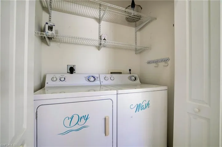 375  Stella Maris N DR, Naples, FL 34114