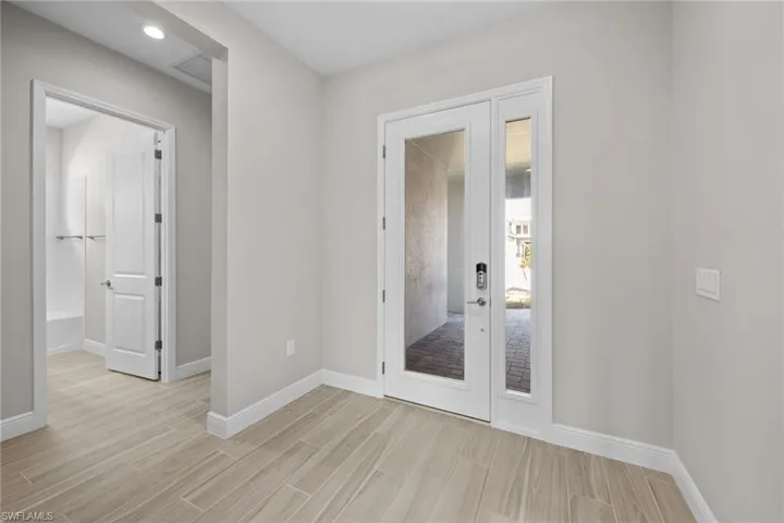 3966  Perseus  ST, Naples, FL 34120