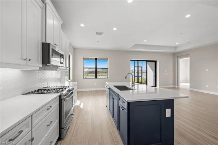 3966  Perseus  ST, Naples, FL 34120