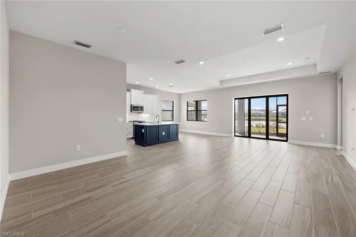 3966  Perseus  ST, Naples, FL 34120