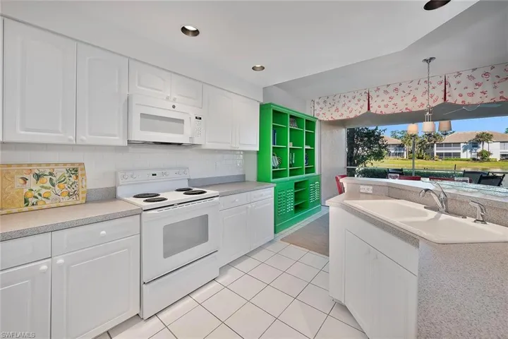 7738 Gardner Dr # 102, Naples Fl 34109