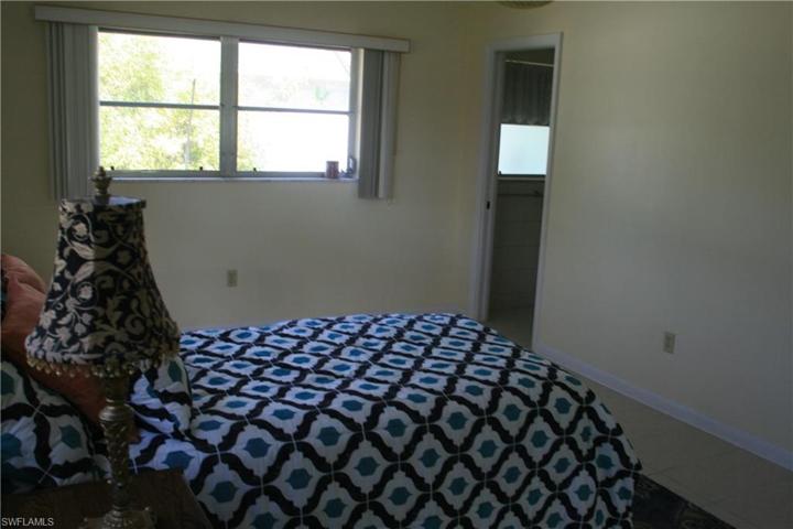 view entry to master bathroom