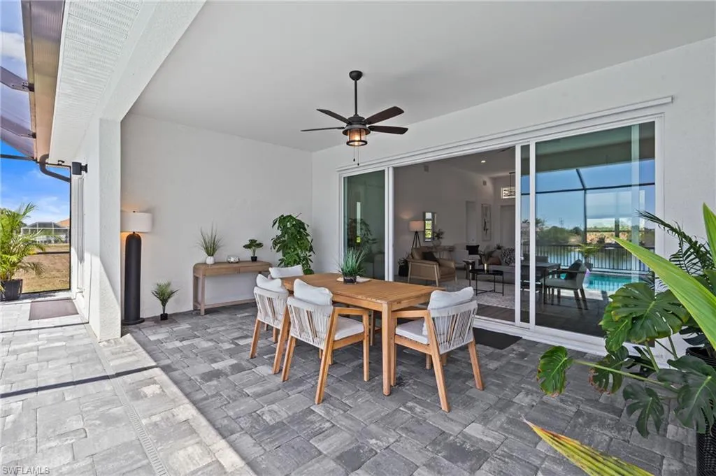 1722 24th AVE, Cape Coral, FL 33909,2025000155