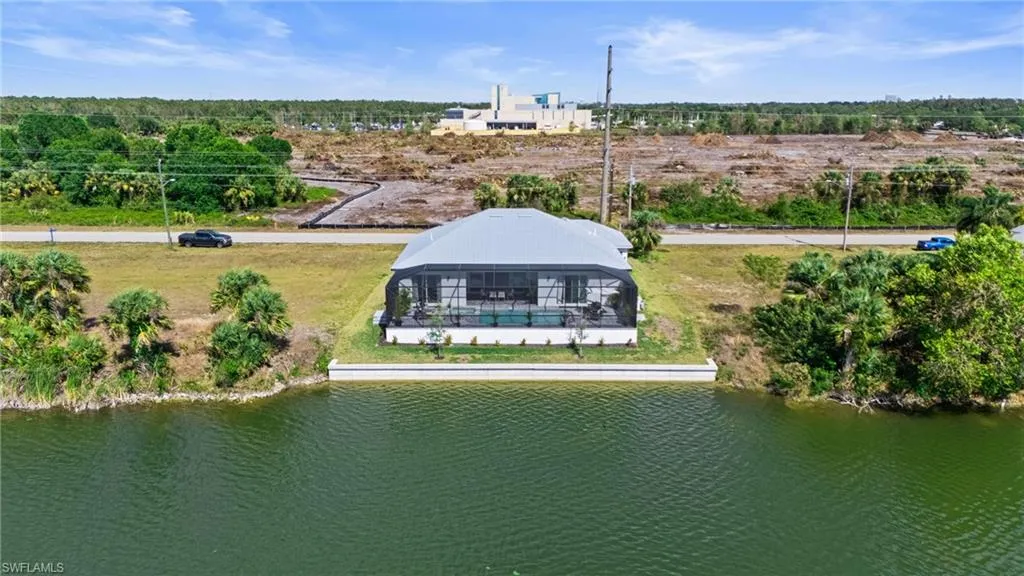 1722 24th AVE, Cape Coral, FL 33909,2025000155
